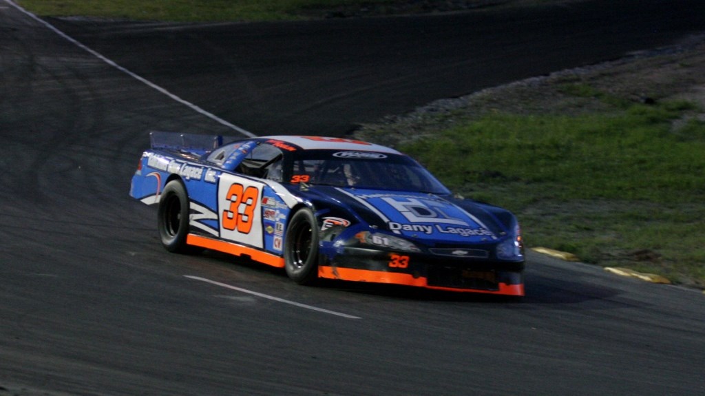 Hamlin se fait voler la vedette par Laperle et Lessard