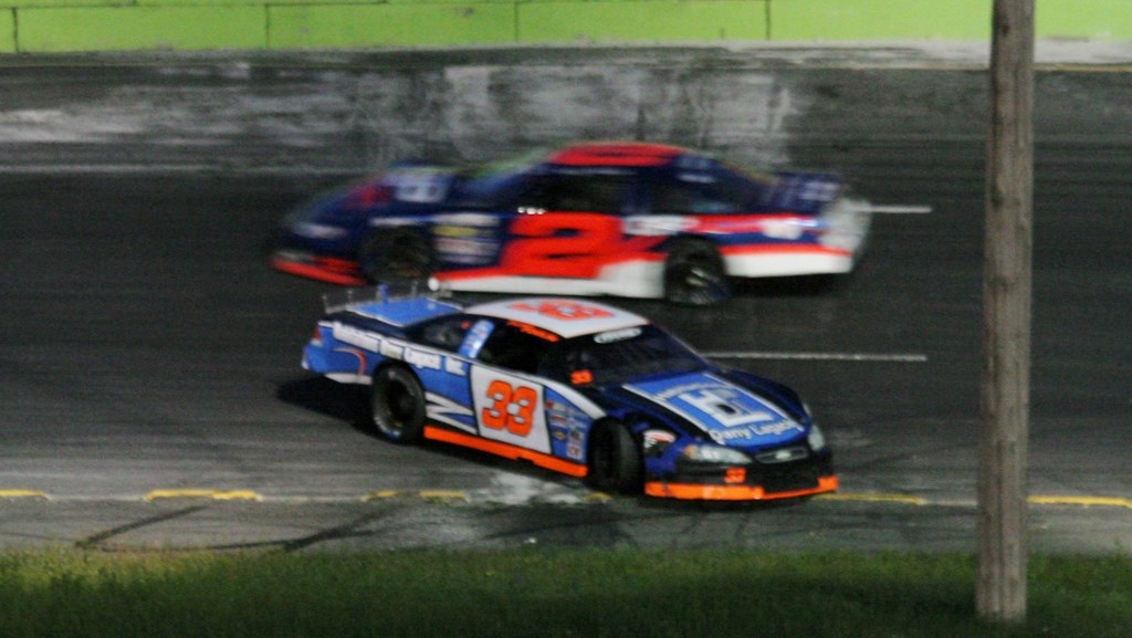 Hamlin se fait voler la vedette par Laperle et Lessard