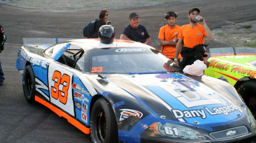 Hamlin se fait voler la vedette par Laperle et Lessard