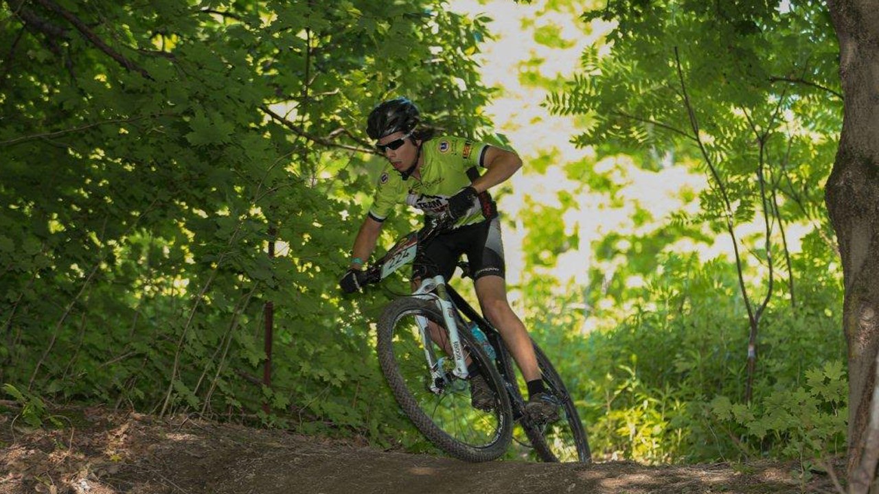 Cinq médailles pour le Club Vélo Savard à Saint-Augustin
