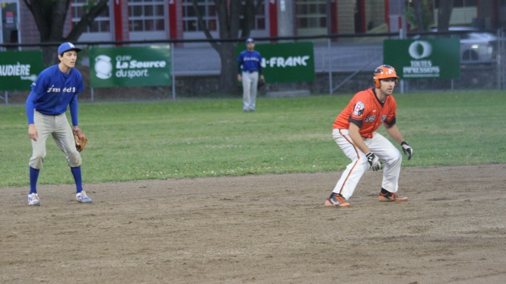 Victoire émotive des Jarrets Noirs 6-5 sur CRSA