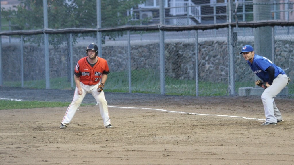 Victoire émotive des Jarrets Noirs 6-5 sur CRSA