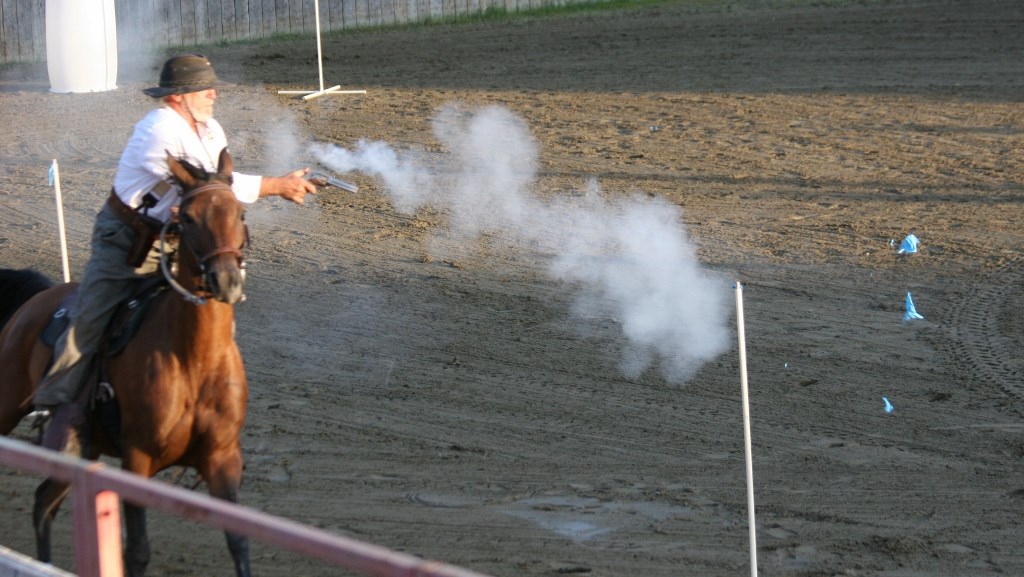 Une démonstration de "Mounted Shooting" au Nashville en Beauce