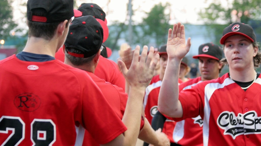 Le Cléri Sport l'emporte par jeu blanc contre les Ambassadeurs de Lévis