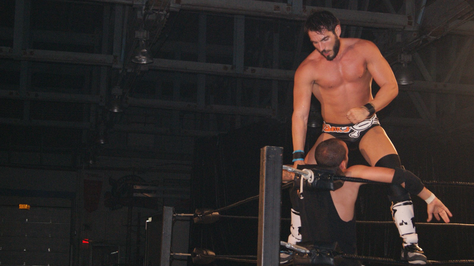 Johnny Gargano VS Travis Toxic