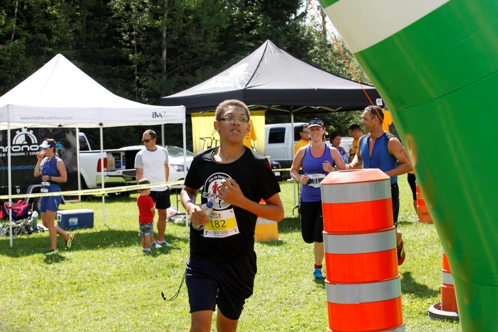 Le Triathlon du Lac-Poulin permet d'amasser 23 500$ pour la bonne cause