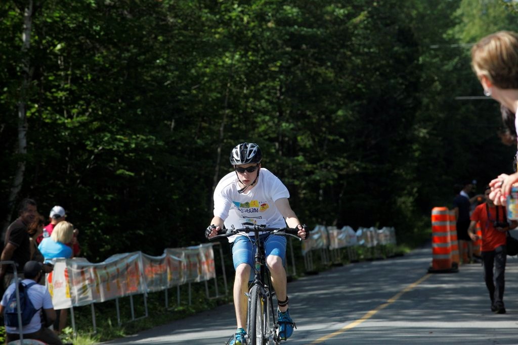 Le Triathlon du Lac-Poulin permet d'amasser 23 500$ pour la bonne cause
