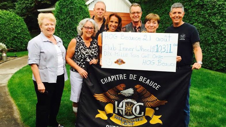Thérèse Quirion , Paule Valentine , Marco Veilleux Julie Létourneau , Jean-Rock Thibodeau, Louise Andrée Doyon et Daniel Girard.
