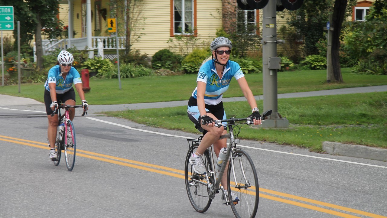 La « Randonnée Beauce 2015 » avec Marie-Philip Poulin permet d'amasser 25 000 $ pour la piste cyclable