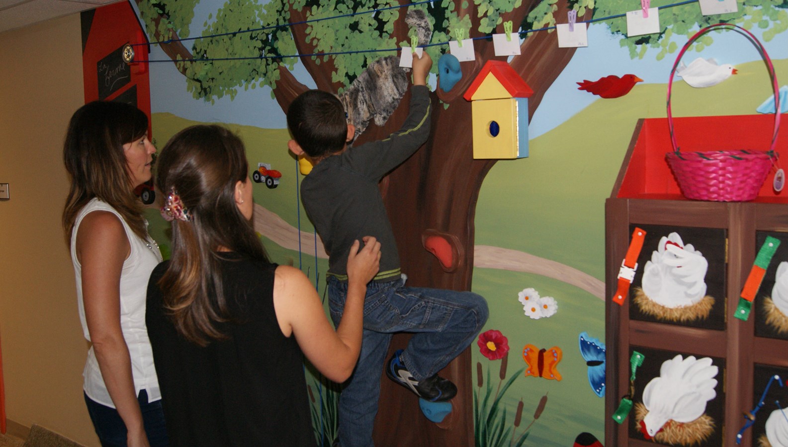 Don de la Fondation CRDP-CA pour la réalisation d'un quatrième mur interactif de réadaptation