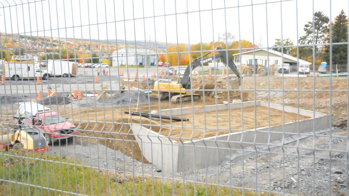 La station-service Ultramar face au Confort Inn de Saint-Georges déménagera