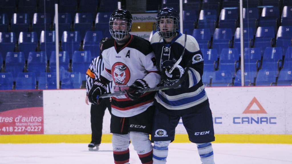 Les Bulldogs de Beauce-Centre surprennent le Cléri Sport 5-4