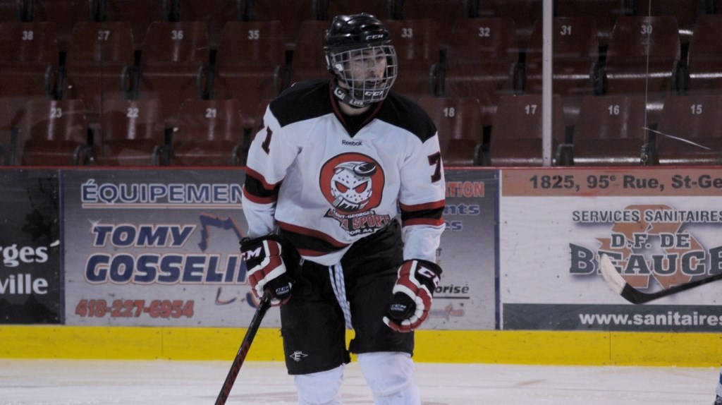 Les Bulldogs de Beauce-Centre surprennent le Cléri Sport 5-4