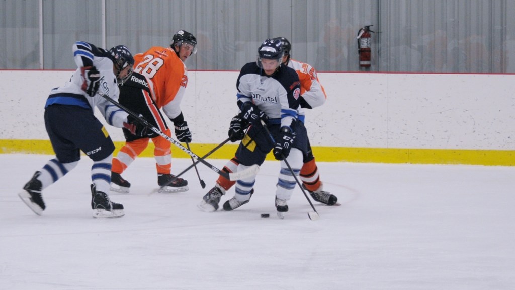 Victoire du Komutel 6-4 sur Saint-Victor