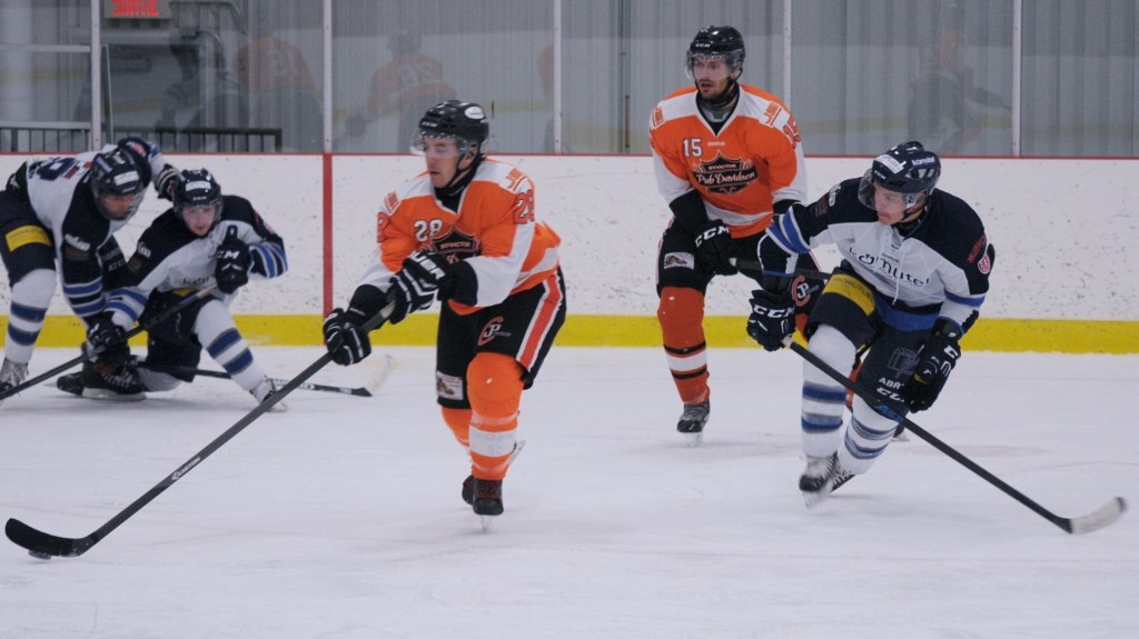 Victoire du Komutel 6-4 sur Saint-Victor
