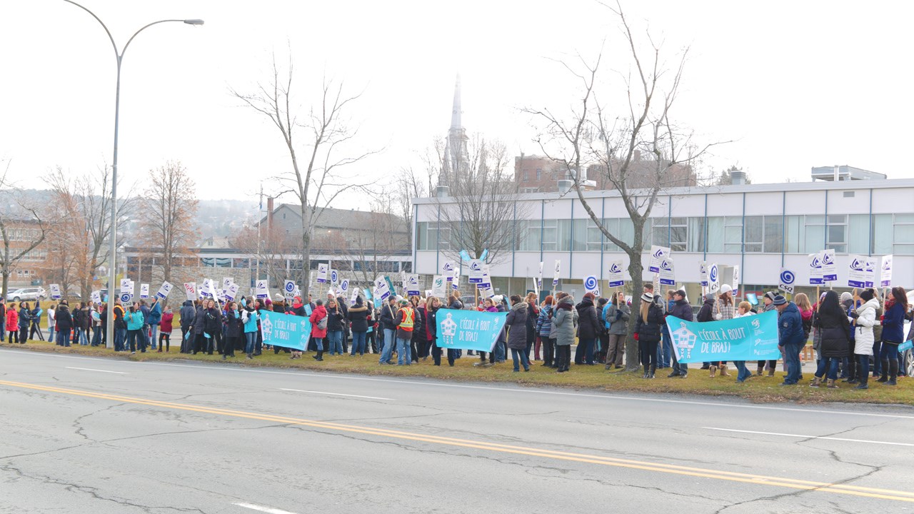 Le mouvement de grève du Front commun intersyndical se poursuit en Beauce