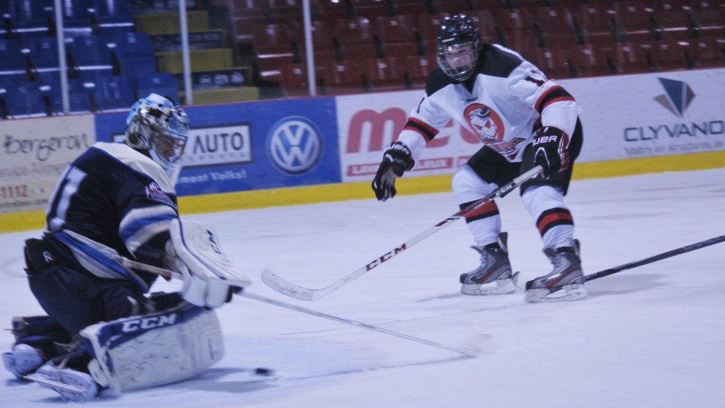 Le Cléri Sport l'emporte 6-1 sur les Bulldgos de Beauce-Centre