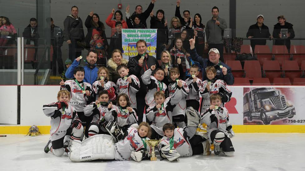 Le Garaga Novice B1 est champion du tournoi de Plessisville