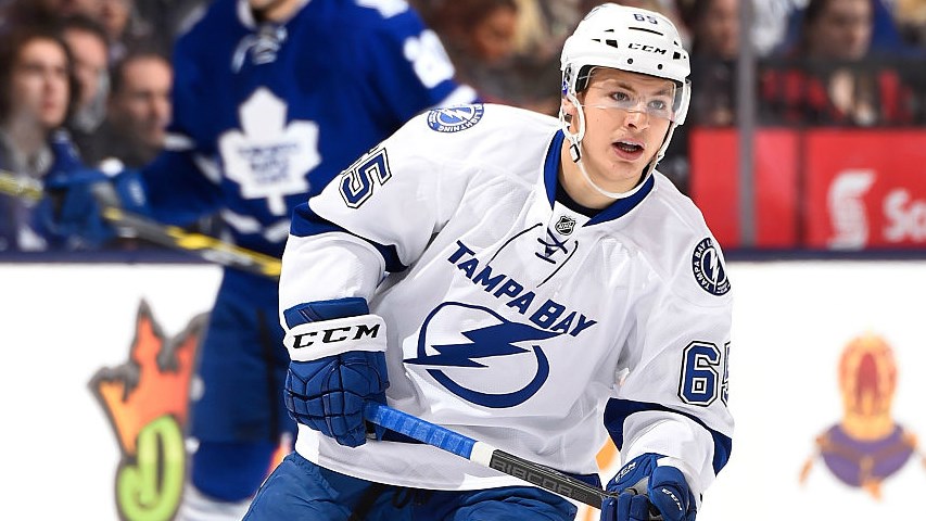 Yanni Gourde a disputé son premier match dans la LNH