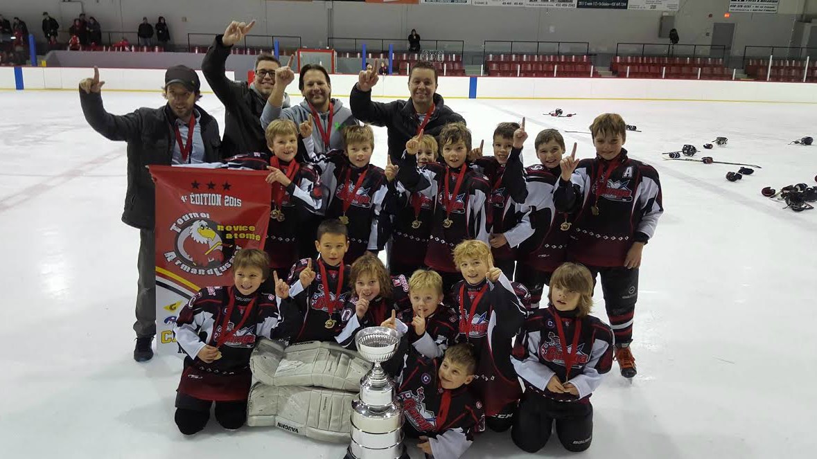 Gardien de but : Raphaël Pomerleau, 1re rangée: Elliot Lacroix, Olivier Pomerleau, Gabriel Leblanc, Ryan Giroux, Olivier Dubois-Lemieux, Rafael Giroux. 2e rangée: Jean-Christophe Fortier, Alex Gilbert, Kyle Brousseau, Élie Champagne, Frédéric Lagrange, Olivier Fortin, Antoine Gosselin. 3e rangée: Sylvain Giroux (entraîneur adjoint), Nicolas Pomerleau (gérant), Charles Dubois (entraîneur chef), Éric Champagne (entraîneur adjoint).