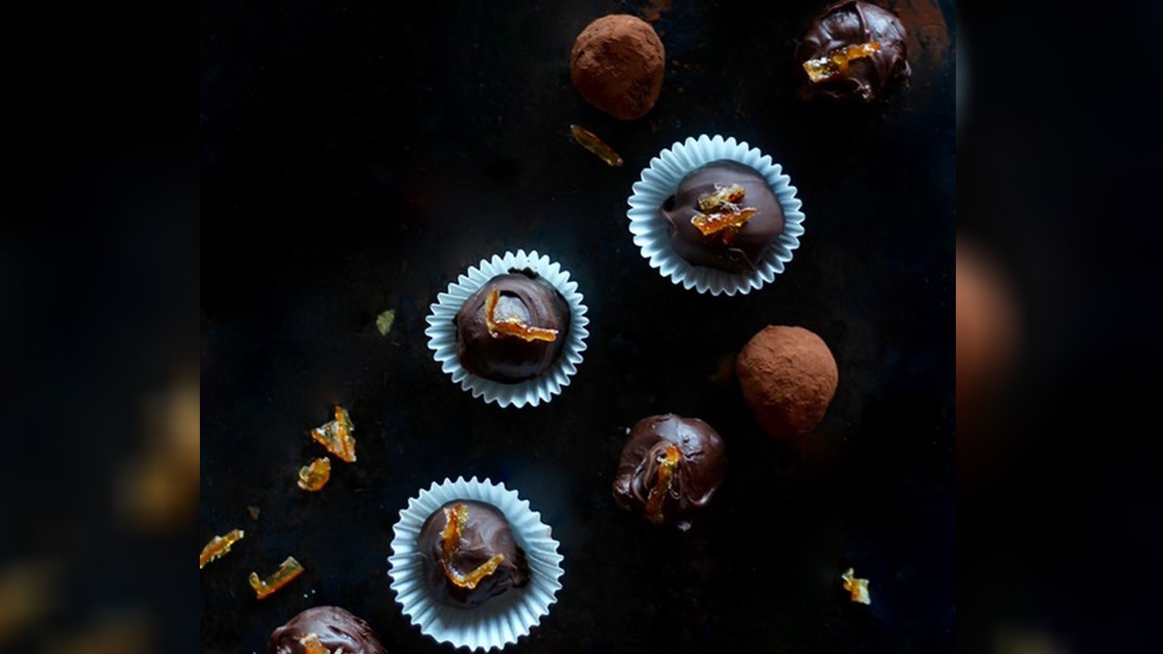 Truffes à la clémentine et au zeste caramélisé