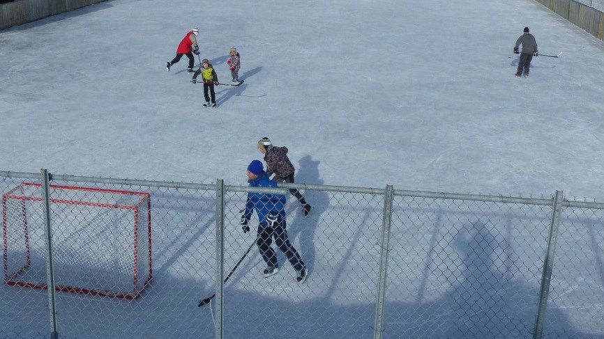Quelques patinoires de Saint-Georges sont accessibles