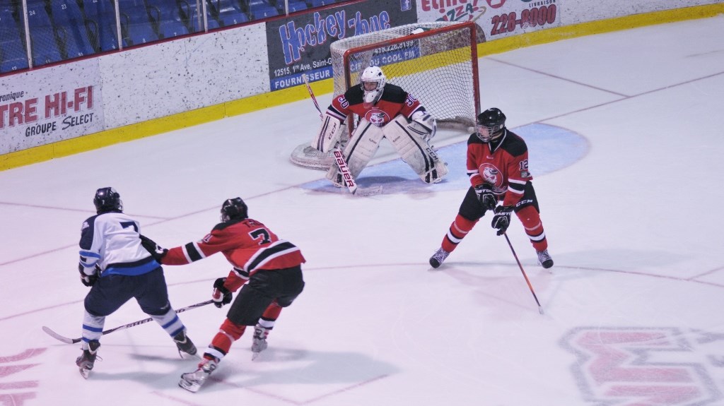 Le Cléri Sport de Saint-Georges donne une correction aux Bullsdogs de Beauce-Centre