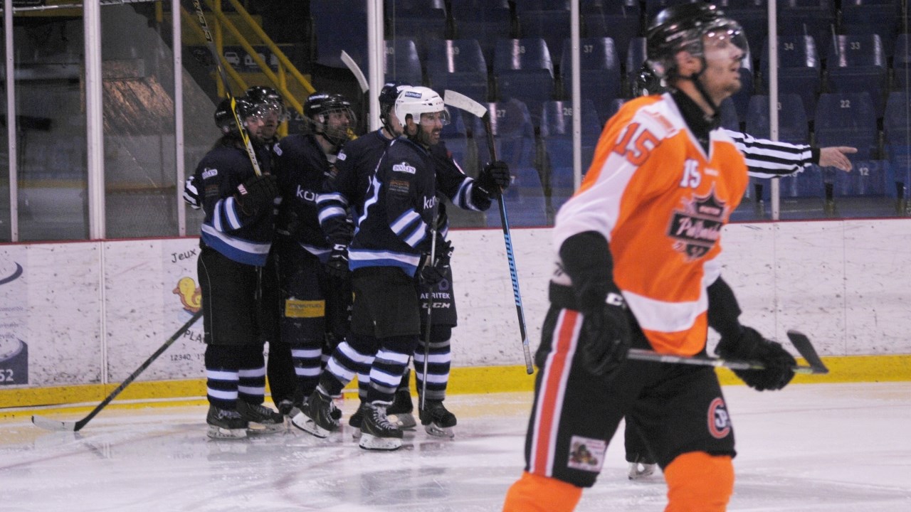 Saint-Victor l'emporte 3-2 sur le Komutel