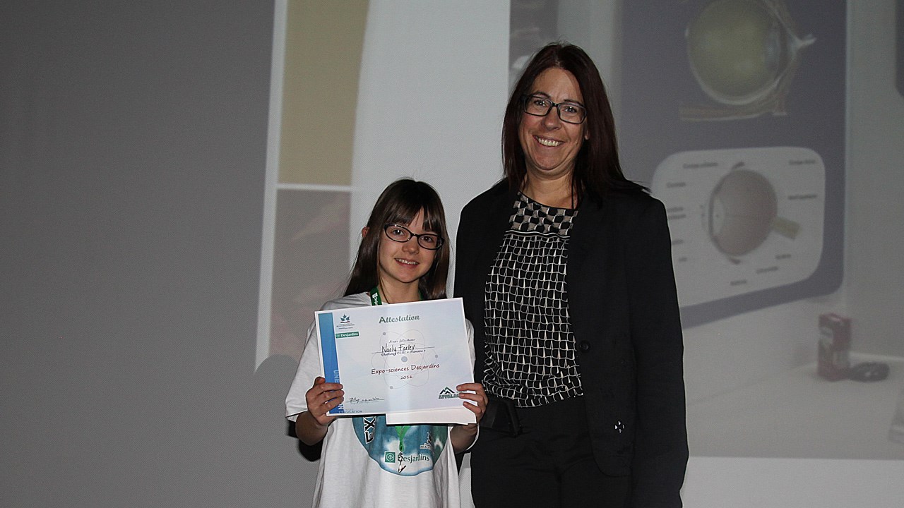 1er prix Challenge CSBE – Primaire : Naoly Farley de l’École des Appalaches pour leur projet « Comment est fait l’œil ».