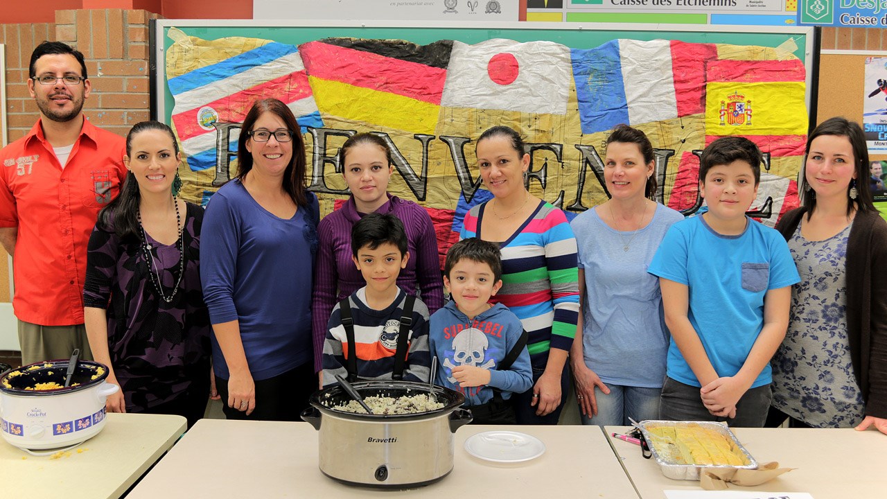 L’école des Appalaches de Sainte-Justine soulignait la culture costaricaine en offrant à ses élèves un diner aux saveurs authentiques de ce pays d’Amérique centrale.