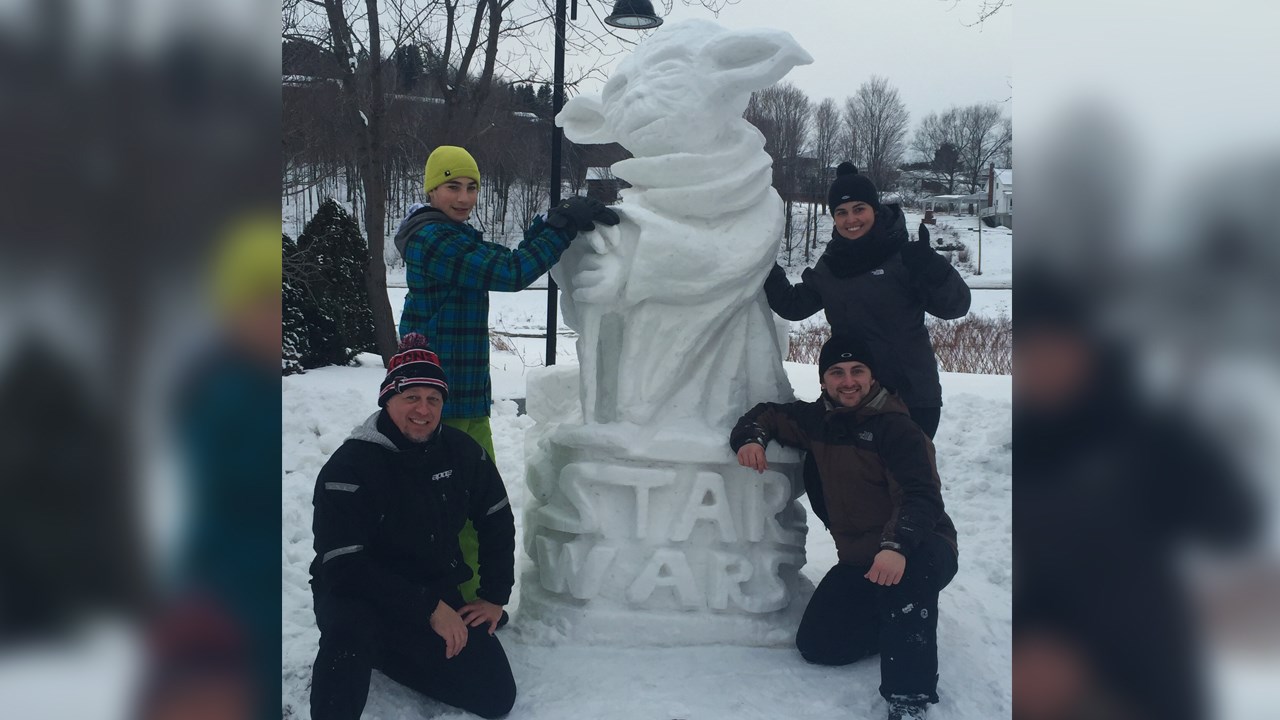Premier prix: la sculpture de Yoda réalisée par la famille Duval.