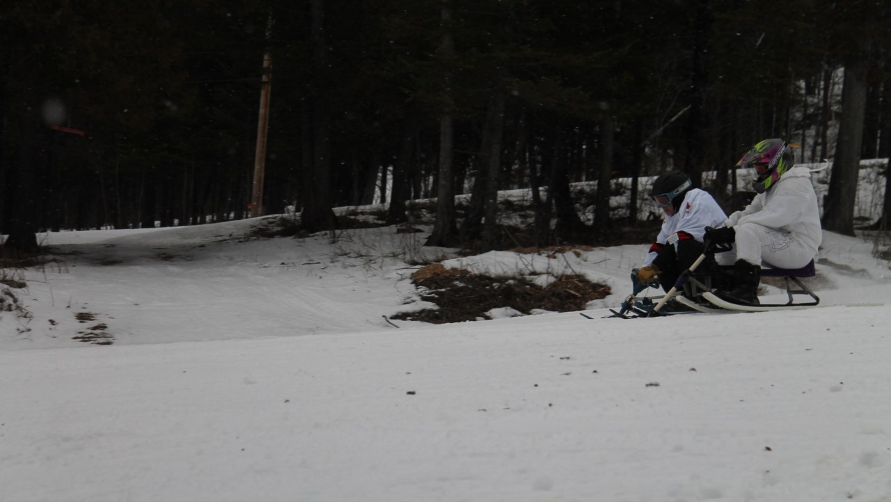 Le Championnat provincial de trois-skis s'arrête à Saint-Georges