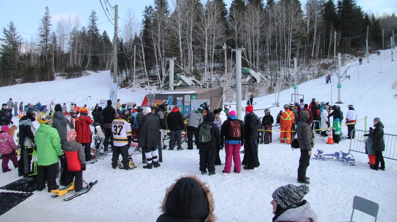 Le Championnat provincial de trois-skis s'arrête à Saint-Georges