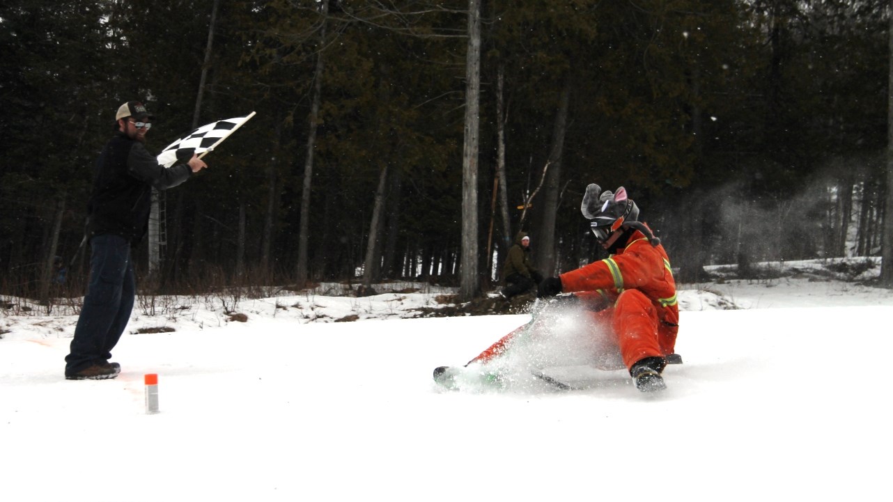 Le Championnat provincial de trois-skis s'arrête à Saint-Georges