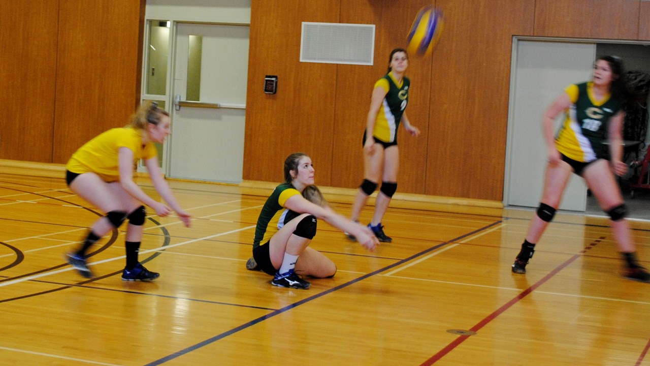 Les Condors conservent leur 1er rang au tournoi collégial de volleyball féminin