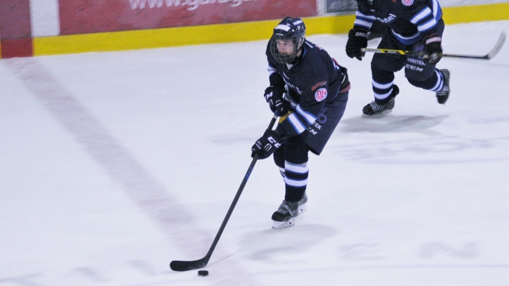 Le Komutel prend une avance de 2-0 sur East-Broughton
