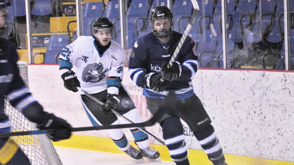 Le Komutel prend une avance de 2-0 sur East-Broughton