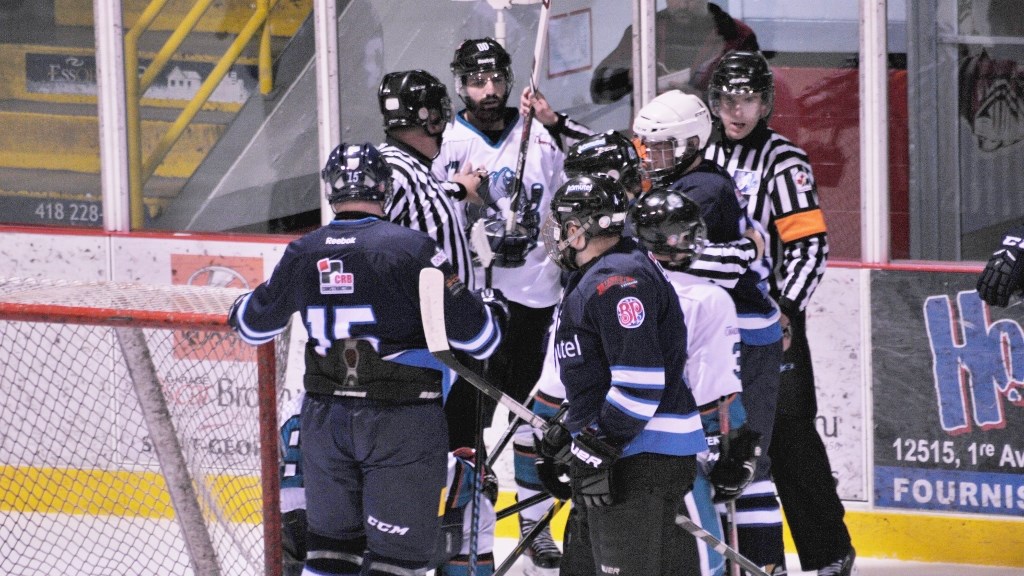 Le Komutel prend une avance de 2-0 sur East-Broughton