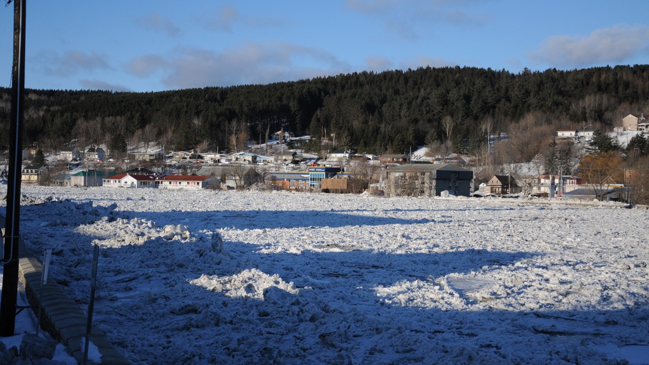 Inondation à Beauceville: la situation se stabilise graduellement