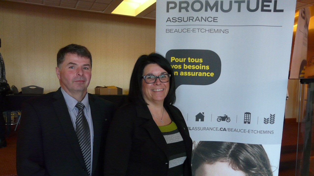 Le président de Promutuel Assurance Beauce-Etchemins, Nicolas Roy, et la directrice adjointe, Anne Vaillancourt, ont présenté les résultats financiers de la compagnie.