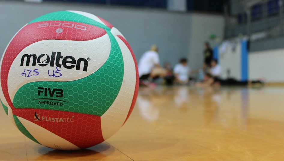 Les Patriotes remportent la médaille d'or en volleyball lors du championnat interscolaire cadet masculin de la CSBE