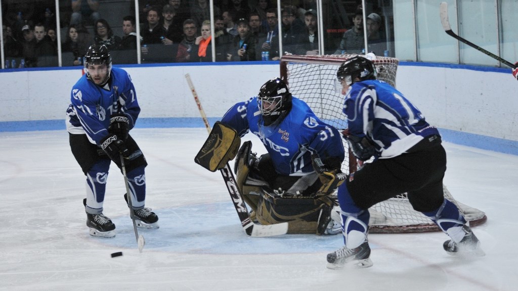 Le Komutel est toujours champion de la LLH