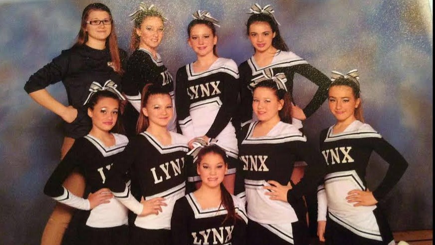 Les Lynx de l'École Jésus-Marie gagnent la médaille de bronze en cheerleading lors du Championnat régional