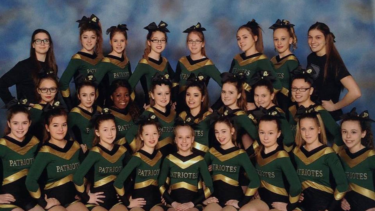 Les cheerleaders de la polyvalente Bélanger participeront au championnat provincial
