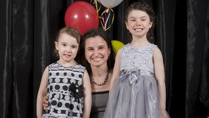 Un total de 200 personnes ont participé à l'événement qui était sous la présidence d'honneur de la docteure Anne-Laure Chetaille, qui était partie des Iles-de-la-Madeleine pour participer à la soirée.