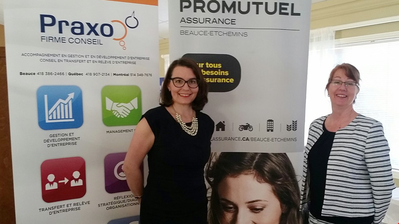 De gauche à droite: Julie Pion de Praxo Firme Conseil et Diane Chatigny, directrice générale de l'organisme Le Murmure.