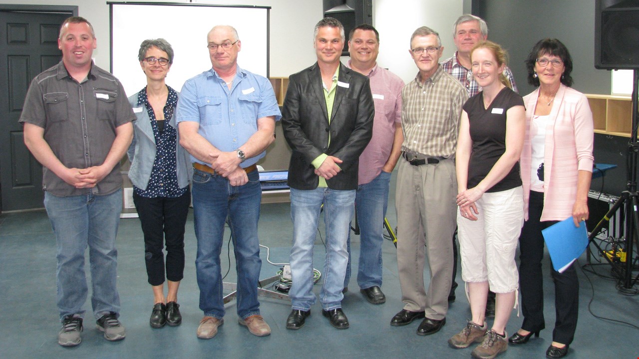 Les membres du comité de ruralité de Saint-Honoré-de-Shenley : Stéphane Veilleux, Johanne Journeault, Daniel Campeau, Steve Demers, Shawn Marier, Michel Blanchette, Alain Carrier, Rachel Bélanger et Monique Boucher.