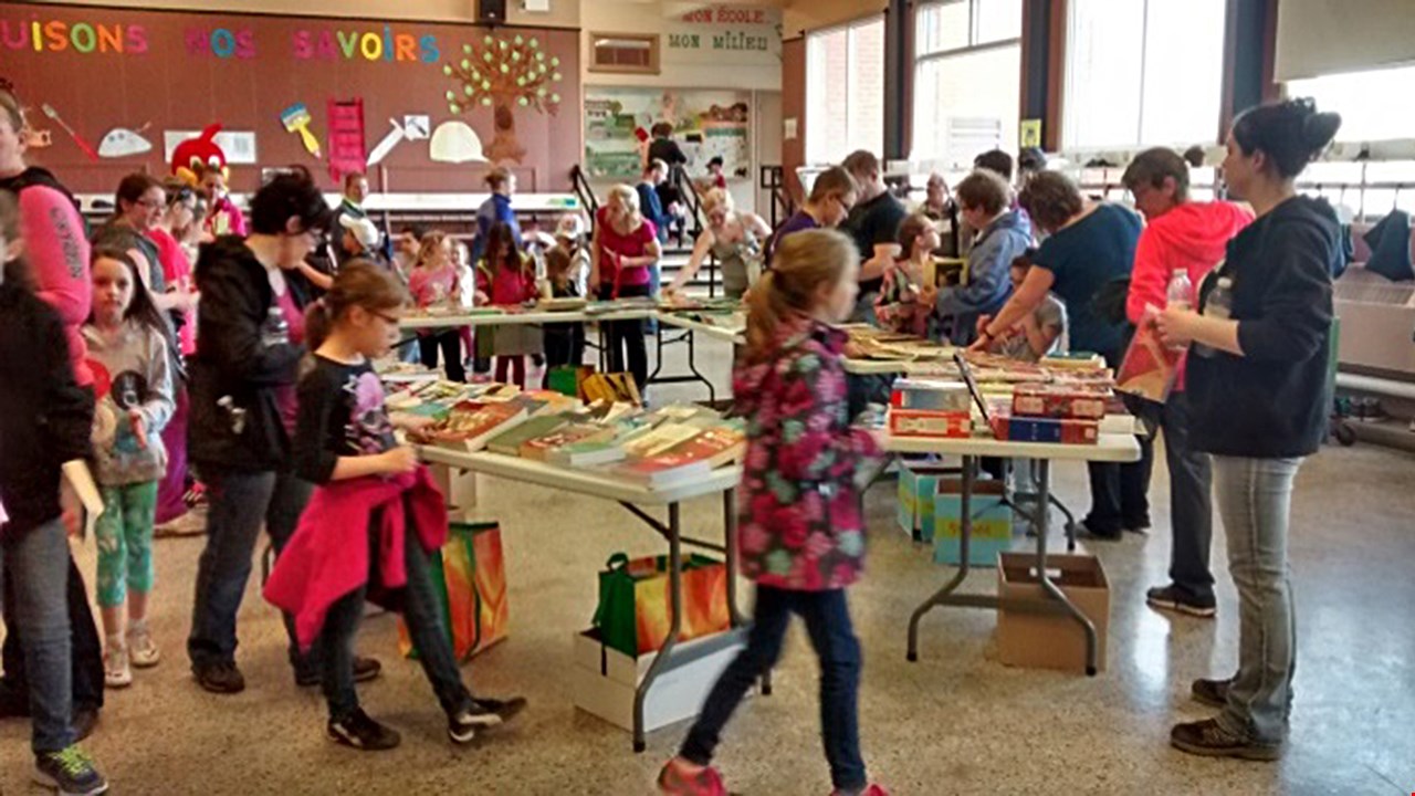 Bazar de livres à Saint-Gédéon le 29 mai