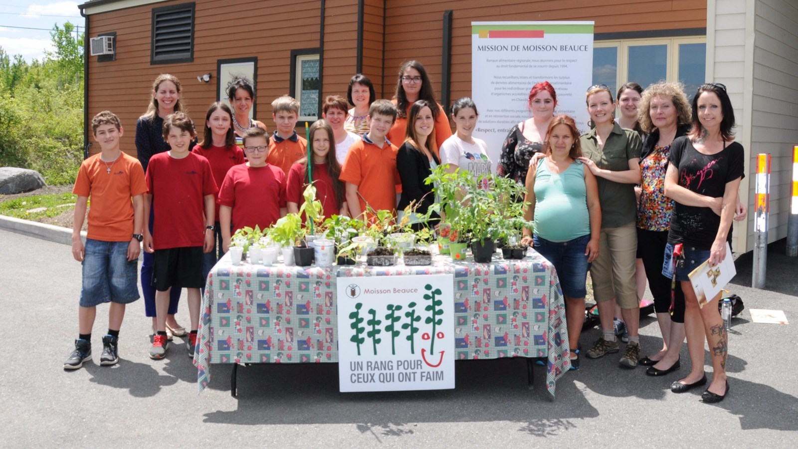 Moisson Beauce lance sa campagne 2016 : « un rang pour ceux qui ont faim »