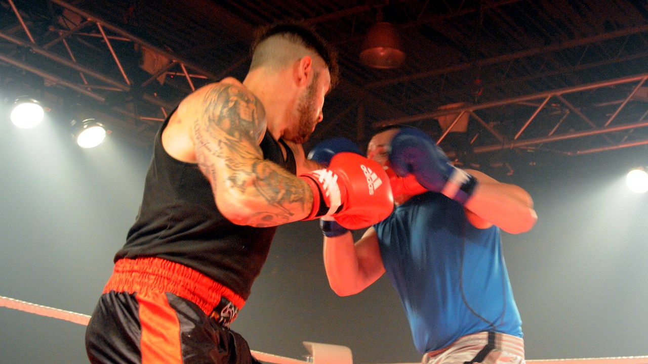 Victoire percutante d'Hubert Poulin lors du Gala de boxe Dooly's